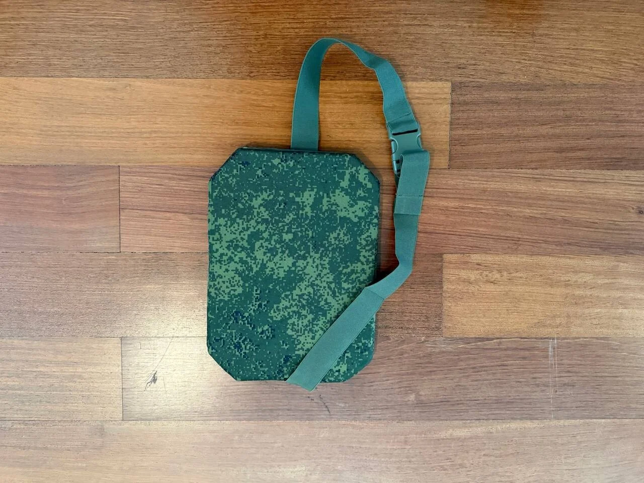 Russian Army Field Sitting Pad EMR – Compact and Lightweight - Image 3