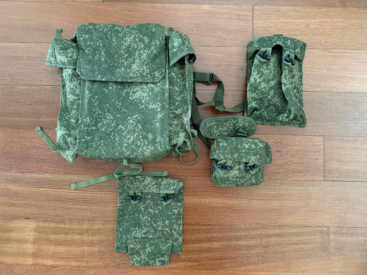 Russian Army RD-54 VDV Airborne Paratrooper Backpack - EMR Digital Flora