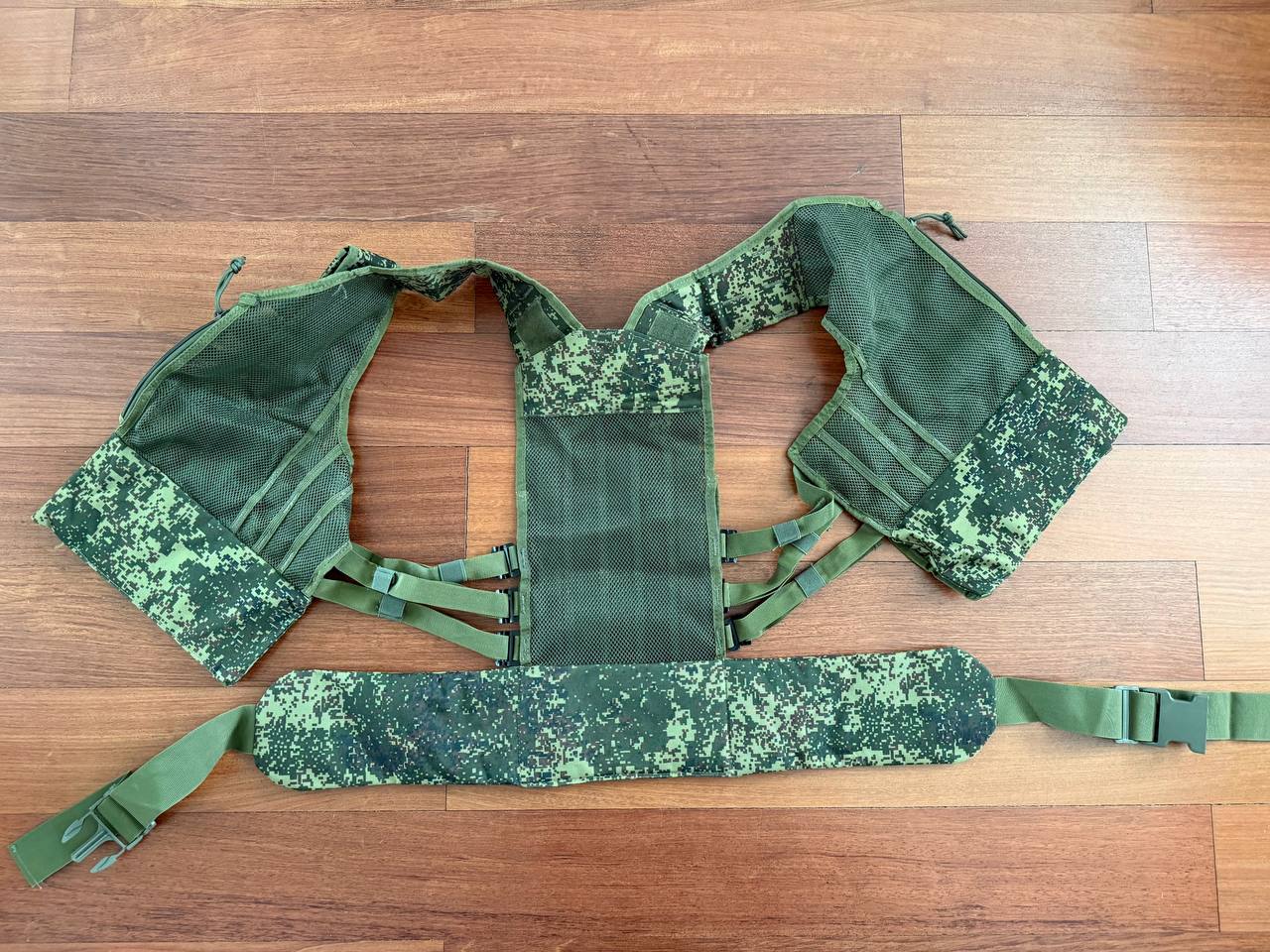 Russian Triada-TKO 6Sh117 Tactical Vest - EMR Camo - Image 2